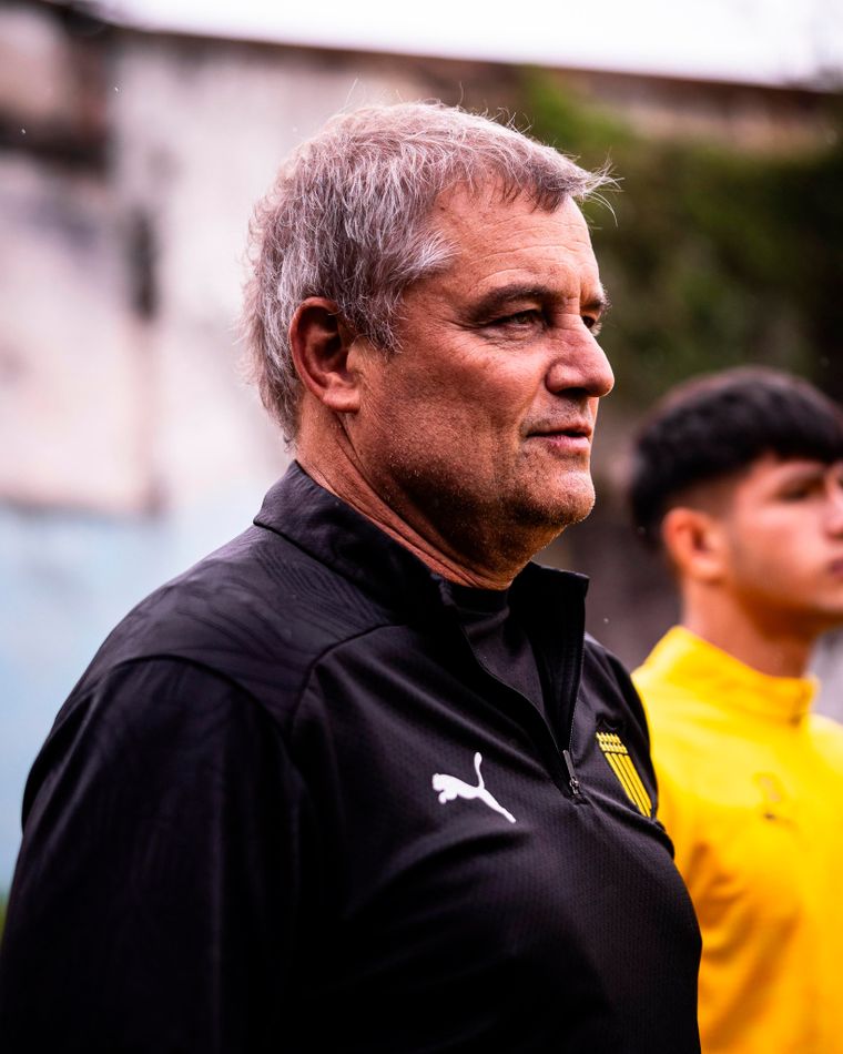 Diego Aguirre sería uno de los entrenadores apuntados por Riquelme para 2026. Diego Aguirre sería uno de los entrenadores apuntados por Riquelme para 2026.