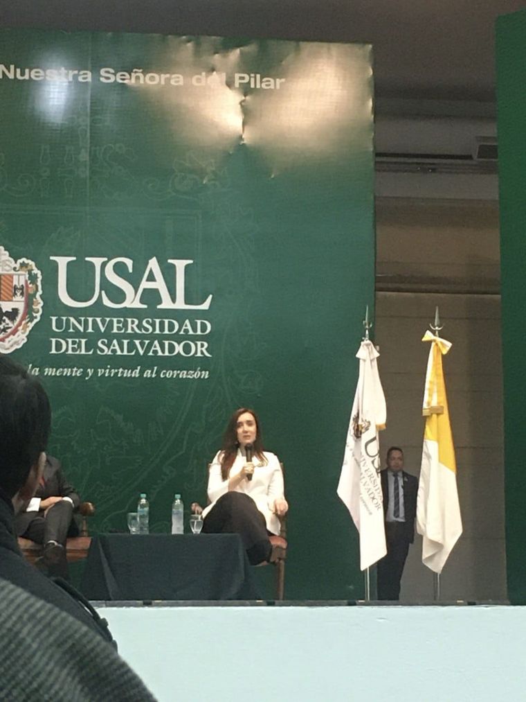 Victoria Villarruel en la sede de Pilar de la Universidad del Salvador. Victoria Villarruel en la sede de Pilar de la Universidad del Salvador.