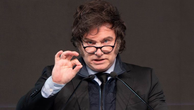 Javier Milei reforzará su discurso en Davos con un paquete de medidas. Foto: Santiago Tagua/MDZ