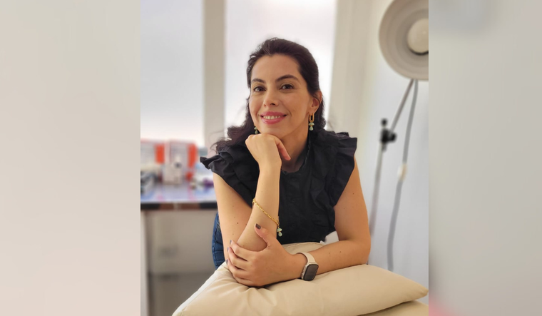 La médica Celeste Gaitán, especialista en medicina capilar y estética.