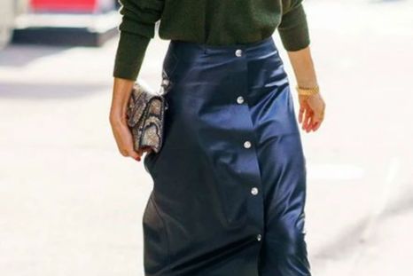 Apunta estos consejos para triunfar con la falda de cuero negro este otoño Foto: Leather Cult