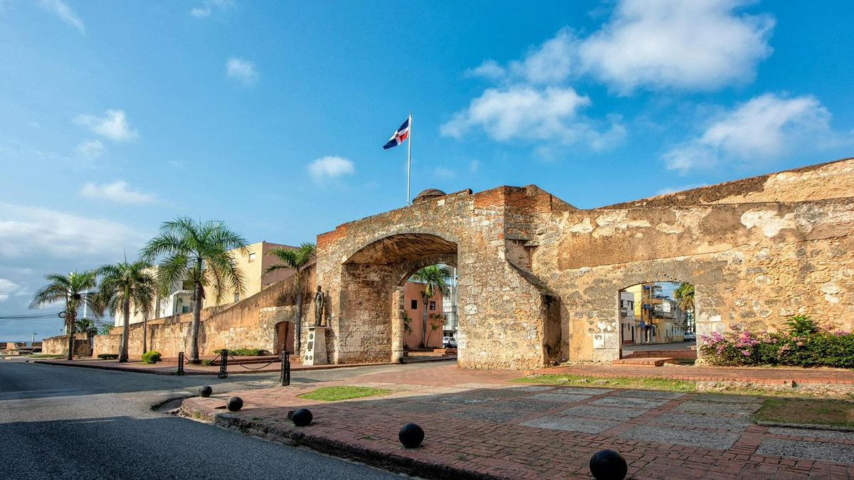 Cómo es Santo Domingo, la primera ciudad europea de América y la joya histórica del Caribe