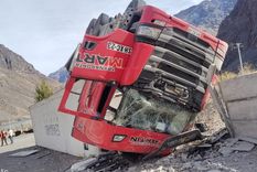 El camionero resultó ileso. Foto: Gentileza El camionero resultó ileso. Foto: Gentileza