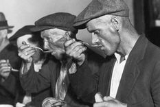 Cómo la ley que EE.UU. aprobó para subir aranceles en 1930 terminó por devastar su economía y agravar la Gran Depresión Foto: BBC MUNDO