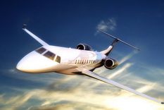 El avión privado es práctivamente la única opción de conseguir viaje para ver a la final de Argentina vs. España.