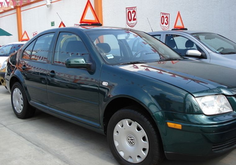 Este es el precio de la transferencia de un auto usado. Este es el precio de la transferencia de un auto usado.