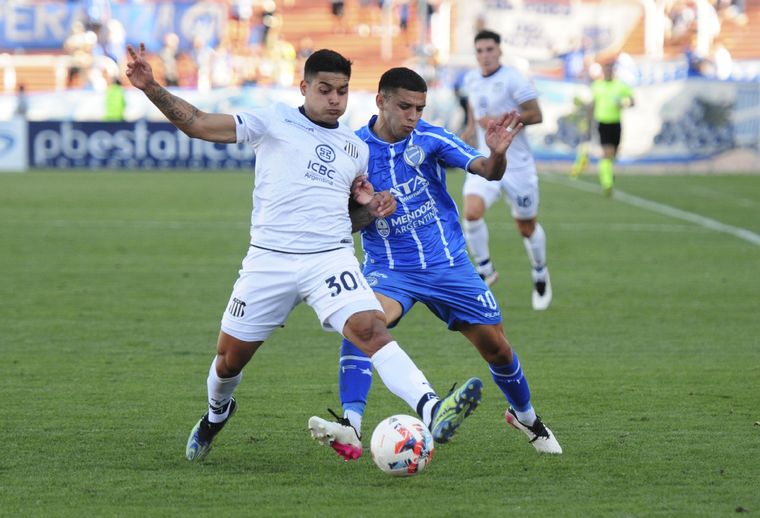 El Bodeguero buscará un paso histórico para el fútbol mendocino. Foto: Télam