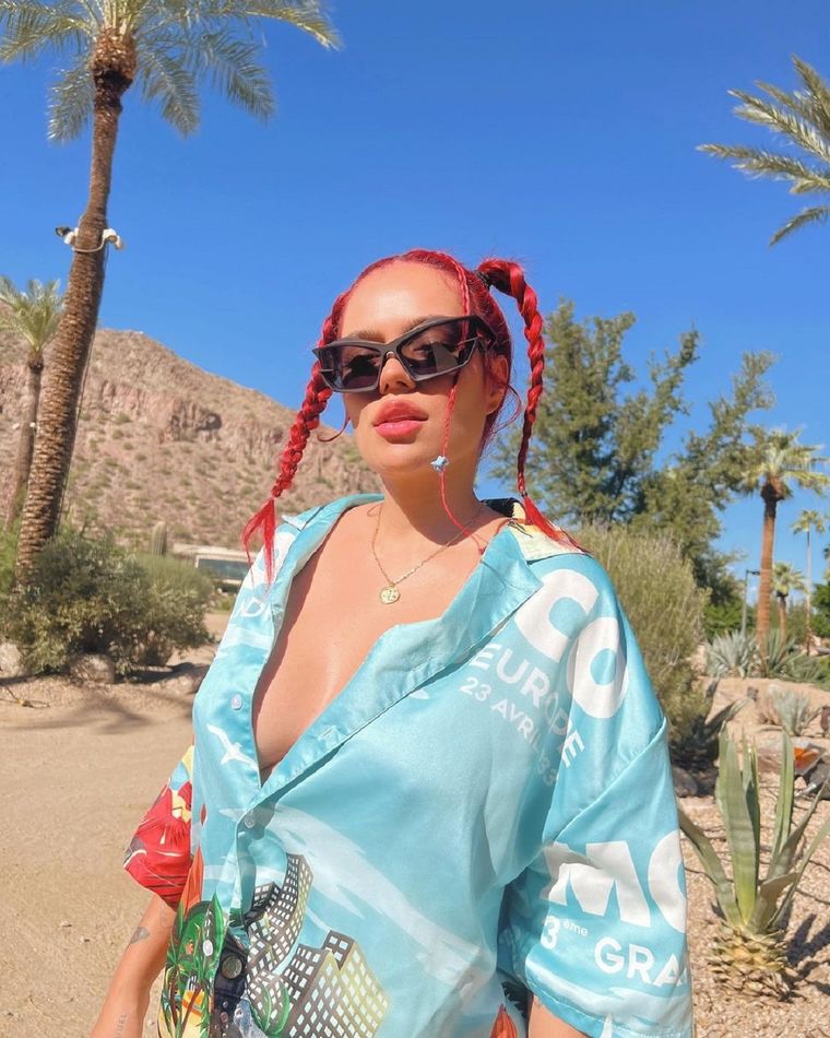 Karol G enamora a sus seguidores con sus fotos en redes sociales