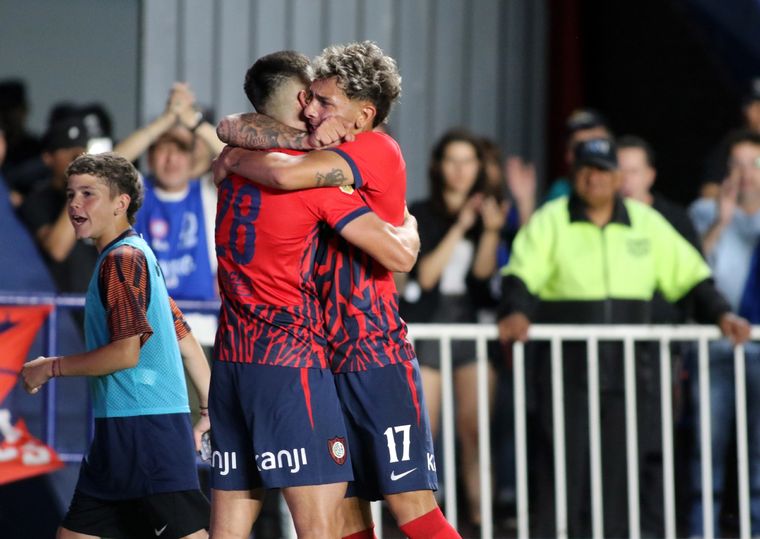 San Lorenzo le ganó a Barracas Central. Foto: FotoBaires