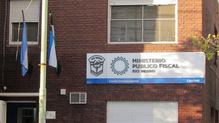 Una vecina logró salvar a una de las jóvenes