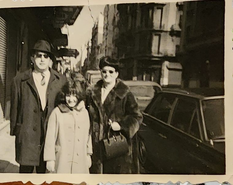 Julia Zenko admiraba mucho a su abuela Jane y a su abuelo de corazón, David Julia Zenko admiraba mucho a su abuela Jane y a su abuelo de corazón, David