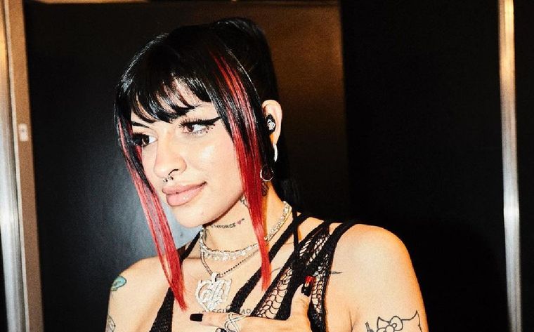 Cazzu anunció que se alejará de los escenarios hasta que nazca su hija.