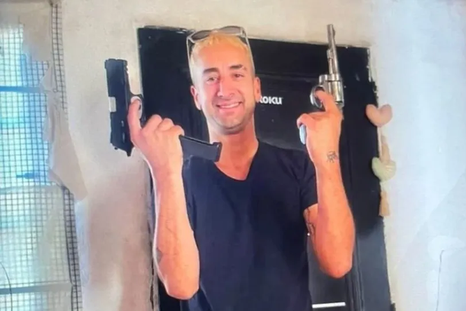 Luis Damián Uribe fue detenido en Comodoro Rivadavia con un arma cargada. Había jurado justicia por mano propia. Luis Damián Uribe fue detenido en Comodoro Rivadavia con un arma cargada. Había jurado justicia por mano propia.