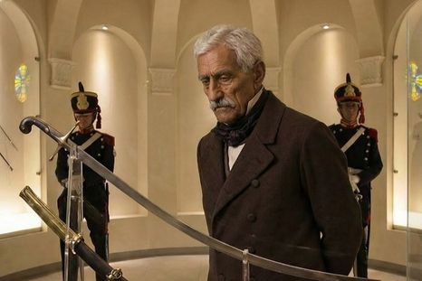 Una vez más, San Martín siendo pionero. Habría sido el Libertador el primero en introducir este tipo de sable en América. Una vez más, San Martín siendo pionero. Habría sido el Libertador el primero en introducir este tipo de sable en América.