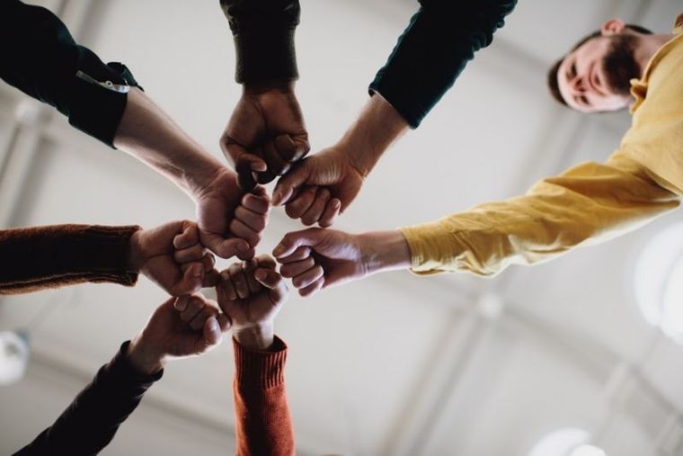 El trabajo en equipo se ha vuelto una de las habilidades más deseadas. El trabajo en equipo se ha vuelto una de las habilidades más deseadas. 