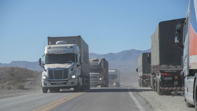 camiones ruta paso a chile uspallata (1).jpg