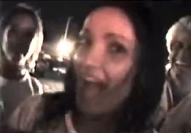 Un grupo de amigas en los `90 en un boliche en Mendoza.&nbsp;