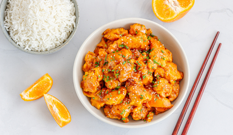 Sorprende con elegancia: pollo a la naranja, el plato que destaca Foto: Shutterstock
