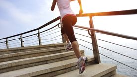 Subir escaleras revitalizará tu cuerpo y mente. Foto: Archivo Subir escaleras revitalizará tu cuerpo y mente. Foto: Archivo