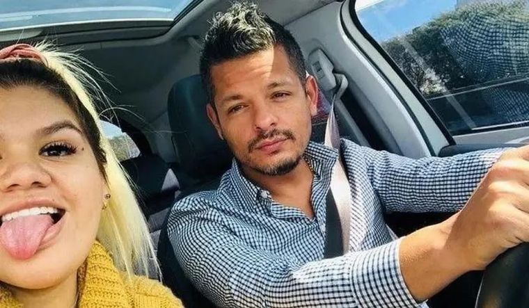 Alejandro Cipolla representa a la hija de Jorge Rial. Alejandro Cipolla representa a la hija de Jorge Rial.