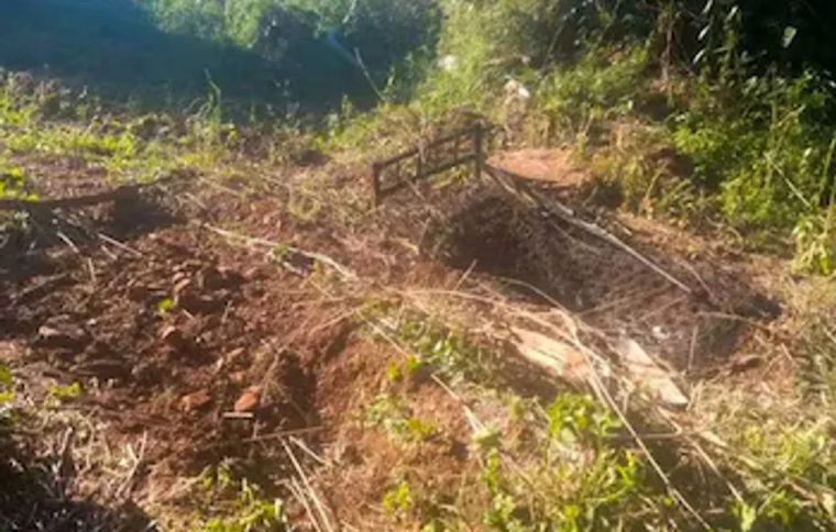 El lugar donde fue hallada enterrada y descuartizada la víctima, expareja del cacique acusado, en Misiones