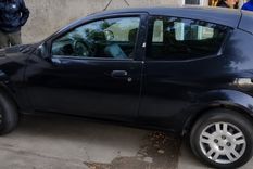 El Ford Ka negro que usó Claudio Barrelier.