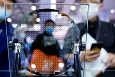 Líderes de las grandes empresas tecnológicas le dijeron a la BBC que el problema de la escasez de chips se puede prolongar hasta dos años. Foto: REUTERS