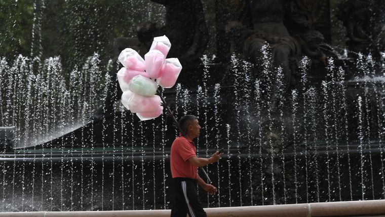 El calor seguirá presente en Mendoza durante el arranque del fin de semana. El calor seguirá presente en Mendoza durante el arranque del fin de semana.