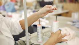 La industria textil de Mendoza enfrenta serios desafíos para reinventarse ante la crisis. La industria textil de Mendoza enfrenta serios desafíos para reinventarse ante la crisis.