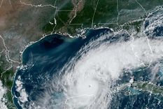 El huracán Milton mantiene en alerta a los habitantes de Florida Foto: EFE