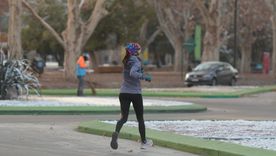 El frío continuará este jueves en Mendoza, con una mínima de 2° y apenas 12° de máxima. El frío continuará este jueves en Mendoza, con una mínima de 2° y apenas 12° de máxima.