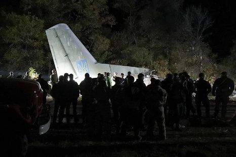 Equipos de rescate trabajaron en el lugar del impacto tras la pérdida de comunicación con el avión militar (foto ilustrativa). Equipos de rescate trabajaron en el lugar del impacto tras la pérdida de comunicación con el avión militar (foto ilustrativa).