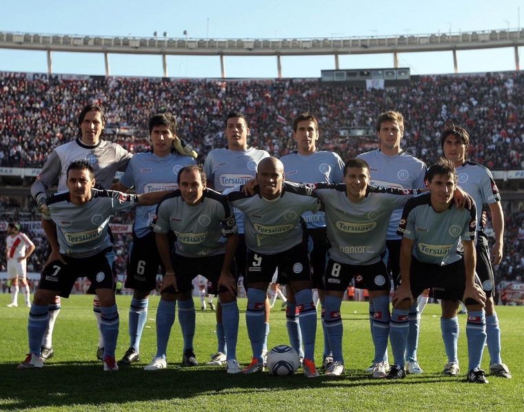 Un futbolista que mandó a River al descenso y jugó en Boca anunció su retiro del fútbol Foto: @RIBAIRODRIGUEZ