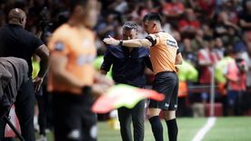 Andrés Merlos y Gallardo se dijeron de todo en los vestuarios.