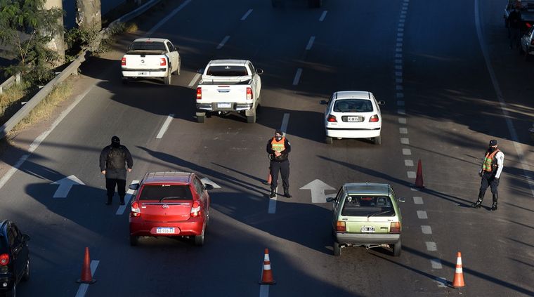 Discuten cómo seguirán las restricciones por la pandemia. Foto: ALF PONCE MERCADO / MDZ