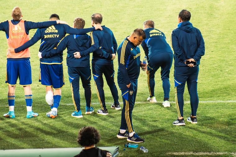 Un ayudante reveló detalles de la decisión de Almirón. Foto: Santiago Tagua/MDZ