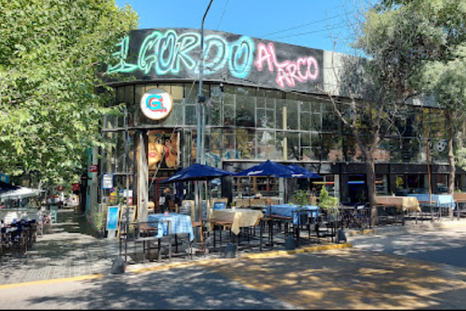 Dos hombres detenidos tras robar en un conocido bar de la Arístides