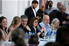 Patricia Bullrich, junto a Horacio Rodríguez Larreta y Jorge Macri durante el evento que compartieron este lunes en el barrio porteño de Saavedra Foto: Prensa Juntos por el Cambio