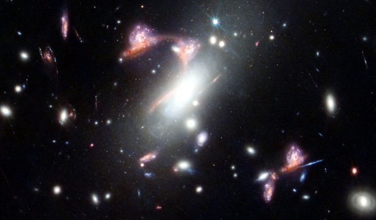 El cúmulo de galaxias MACS-J0417.5-1154. Foto: Dpa.