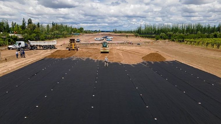 Avanza la construcción de la megaobra que unirá Rivadavía, Junín y San Martín al corredor bioceánico. Foto: Gobierno
