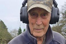 Dave Derby comenzó a usar detectores de metales en la década de 1960, después de descubrir una moneda de la época georgiana.