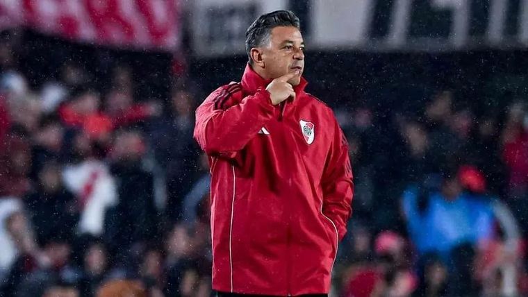 El entrenador de River todavía no sabe si podrá contar con uno de sus delanteros, quien aún no recibió el alta médica