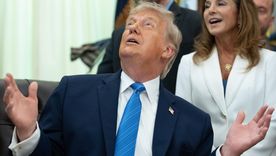 Donald Trump contra las cuerdas. Donald Trump contra las cuerdas.