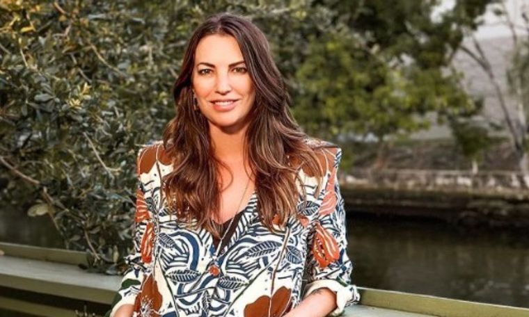 Deborah de Corral habló de su vida en Miami La cantante, conductora y modelo se reparte entre su restaurante y acciones solidarias Foto: @deborahdecorral