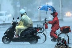 China atravesó un nuevo tifón que dejó cuantiosos daños. Foto Efe