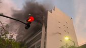 incendio y panico: evacuaron un edificio de diez pisos en belgrano y rescataron a dos personas atrapadas incendio y panico: evacuaron un edificio de diez pisos en belgrano y rescataron a dos personas atrapadas