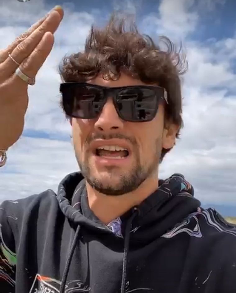 Vitori se mostró indignado en sus historias de Instagram