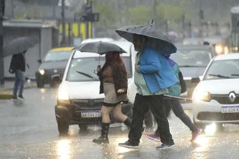El Servicio Meteorológico Nacional (SMN) emitió una alerta por tormentas este jueves que abarca amplias zonas del centro y norte de la Argentina. El Servicio Meteorológico Nacional (SMN) emitió una alerta por tormentas este jueves que abarca amplias zonas del centro y norte de la Argentina.