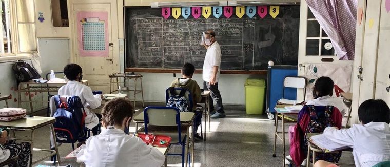 El 21 de febrero empiezan las clases los estudiantes de todas las trayectorias, de los niveles: inicial, primario y secundario.