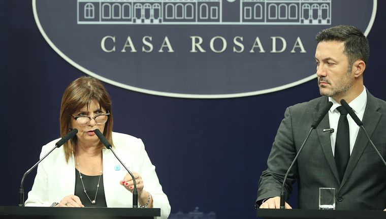 Patricia Bullrich y Luis Petri en conferencia de prensa Foto: Presidencia
